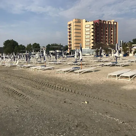 Strop De Mare Apartmán Mamaia
